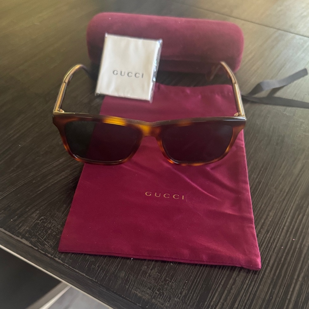 Gucci Tortoiseshell Sunglasses with Burgundy Case